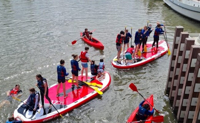 Schooluitstap op het water