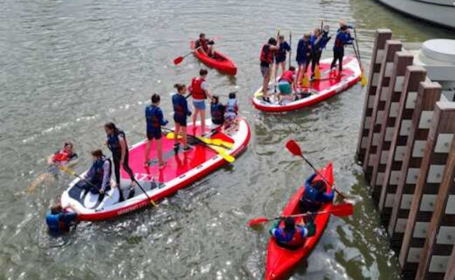 Sportdag / schooluitstap op het water.